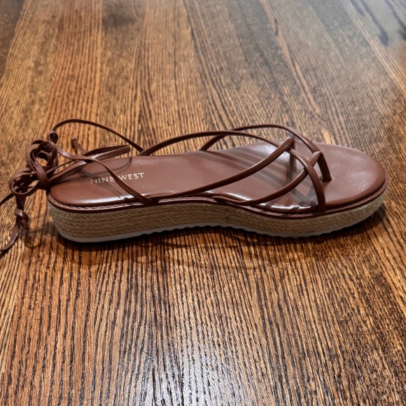 Nine West Women's Candid Strappy Tie-Up Espadrille Sandals, size 9.5 - Picture 4 of 13